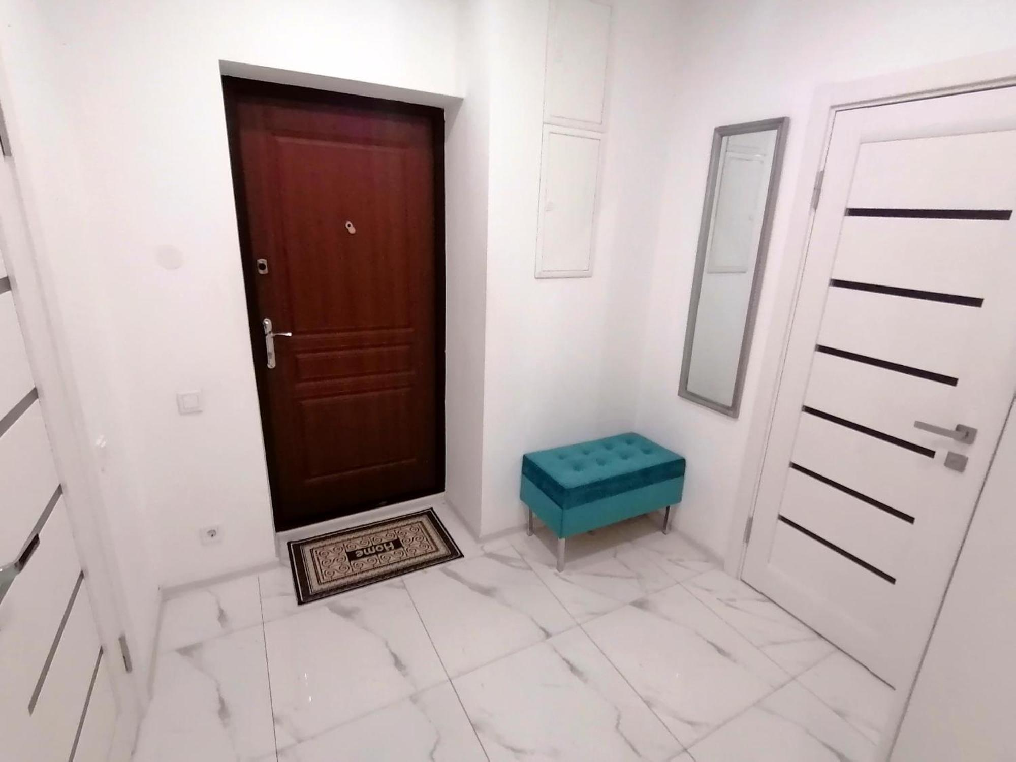 Ferienwohnung Новобудова Сам Центр Жк "Семицвіт" Lemberg Exterior foto