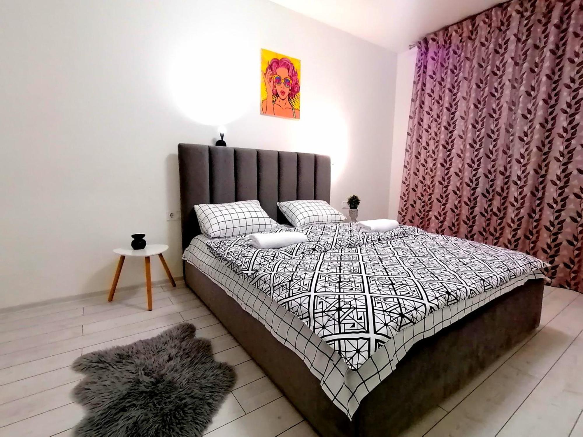 Ferienwohnung Новобудова Сам Центр Жк "Семицвіт" Lemberg Exterior foto